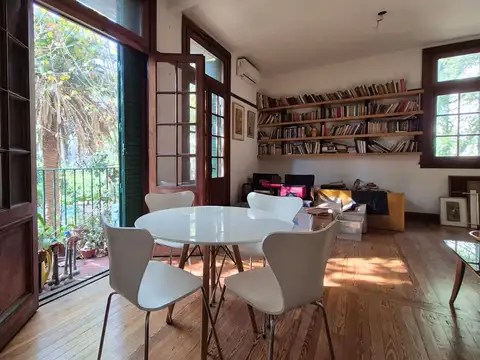 Depto Tipo Casa en Venta 100 años