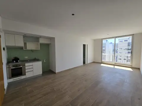 Pte. FRAGATA SARMIENTO al 1600