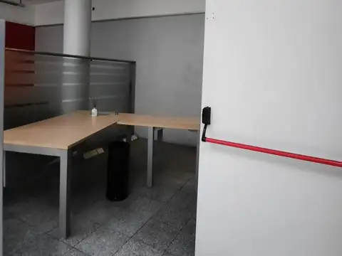 Local en Alquiler en Monserrat, USD 4.100