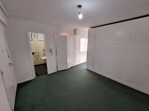 Ricardo Gutiérrez 1600, Piso 1