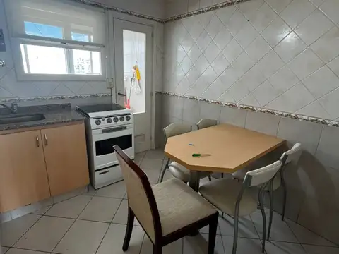 3 AMBIENTES EN ALQUILER. YRIGOYEN Y MORENO.