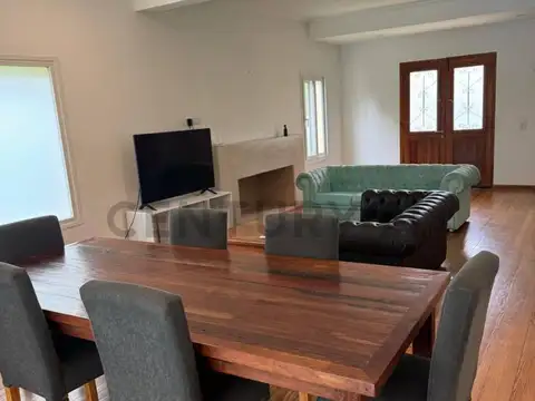 Oficina 5 ambientes con 3 baños