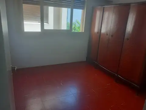 Departamento en alquiler en Monte Castro