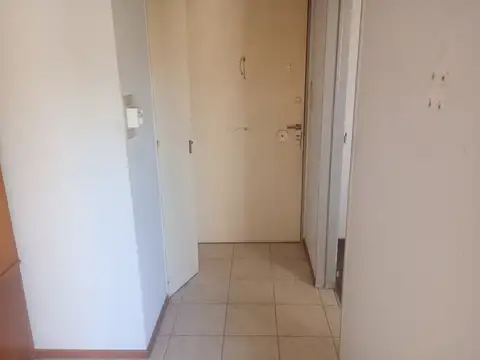 Departamento en Alquiler en Monte Castro, $ 500.000