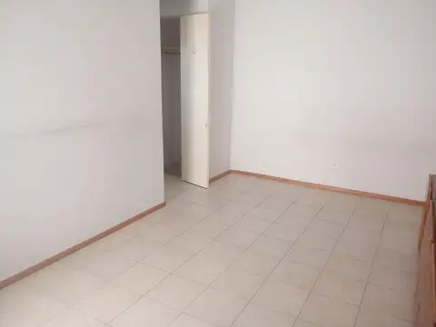 Gualeguaychú 2000, Piso 5