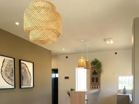 Venta Casa de 2 Dormitorios con cochera en barrio privado. San Sebastian, Funes