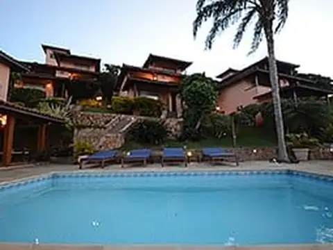 EXCELENTE BUZIOS POSADA EN PLAYA JOAHO FERNANDEZ 34 HABITACIONES BAÑO PRIVADO