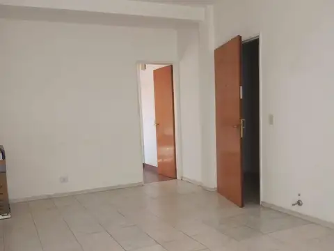 Depto Tipo Casa en Alquiler de 3 ambientes