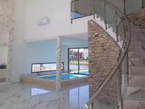 CASA  LLAVE EN MANO 200 M2 +LOTE  -BARRIO LAGOS DE CANNING