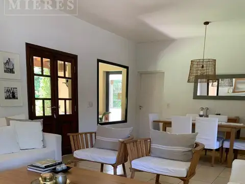 Casa 3 ambientes con 3 baños