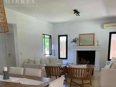 Casa en Alquiler al Norte