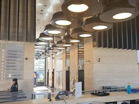 Oficina en Alquiler 28 años