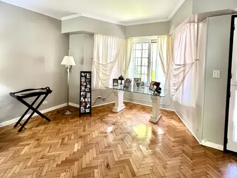 Casa en Venta en Olivos, USD 660.000