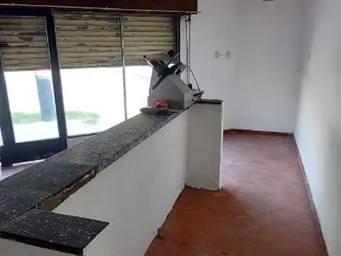 Local en Venta 40 años
