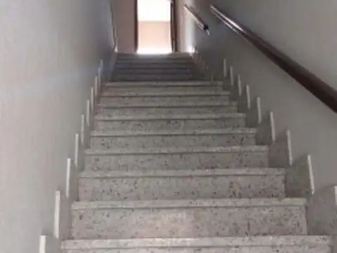 Galpon en Venta en Valentin Alsina, USD 290.000