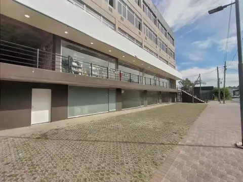 Local en alquiler Ruta 27 Delta Center Nordelta Tigre