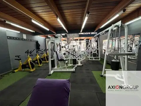 Calle 14 e 166 y 167 n 4400