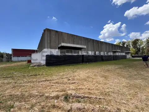 Galpon en Venta 34  mts Frente