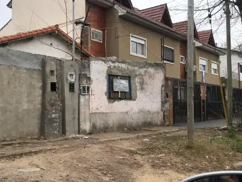 LOTE DE TERRENO DE 10 X 53 CARAPACHAY  contacto 