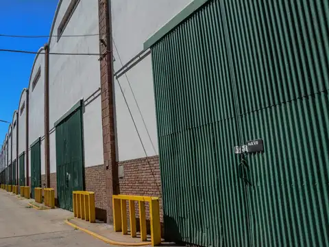 Galpon en Alquiler en Bernal, USD 5.135