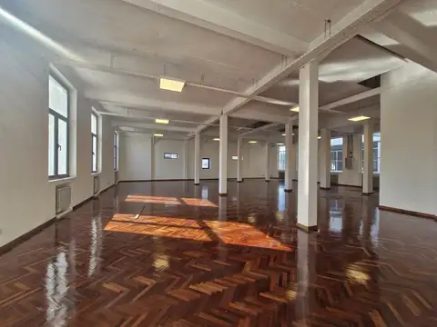 Edificio Comercial corporativo en alquiler en San Telmo