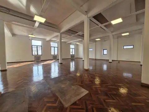 Edificio Comercial corporativo en alquiler en San Telmo