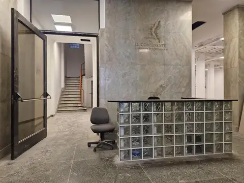 Paseo Colón  al 400