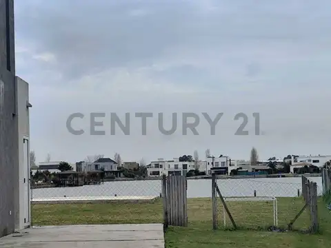 Terreno en Venta 20  mts Frente