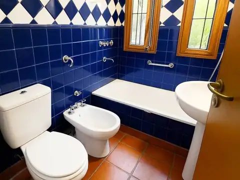 José Ingenieros 8022 , Piso 0