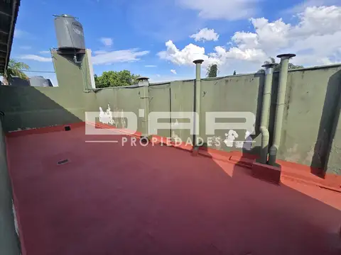 Depto Tipo Casa en Alquiler en Liniers, $ 550.000