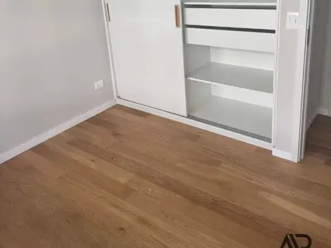 Apartamento en venta c/ cochera en Parque Miramar