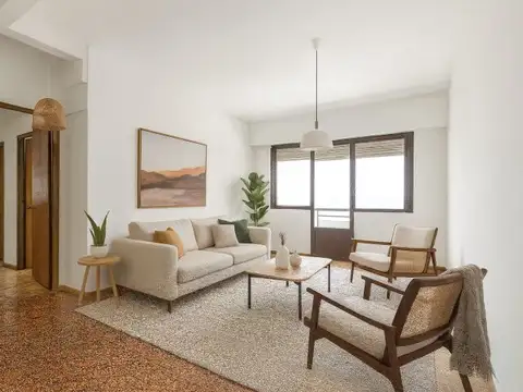 Depto 4 ambientes con dependencia. Villa Urquiza.