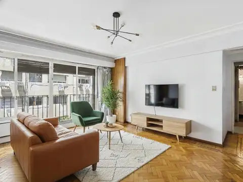 Av. Corrientes al 4200