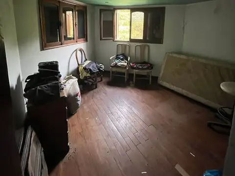 CASA QUINCHO Y PILETA EN BARRIO EL TREBOL