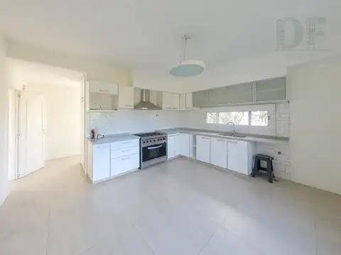 Casa (La Orquídeas - Pilar) OPORTUNIDAD 