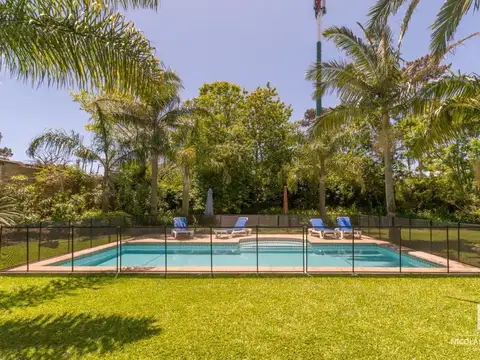 Casa 5 ambientes con 5 baños