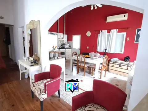 Casa 3 ambientes con 1 baño