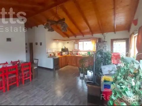 Casa 3 ambientes con 1 baño