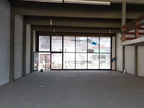 Local en Alquiler en Hurlingham, $ 8.000.000