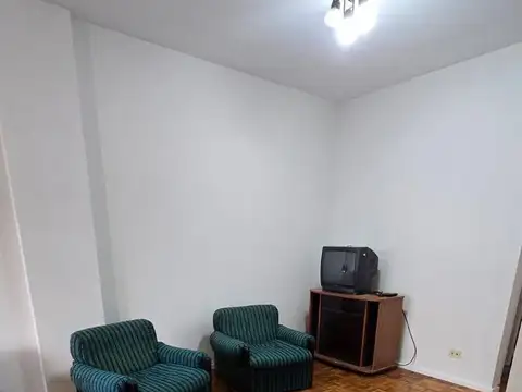 Departamento en Alquiler en Olivos Maipu/Uzal, $ 980.000