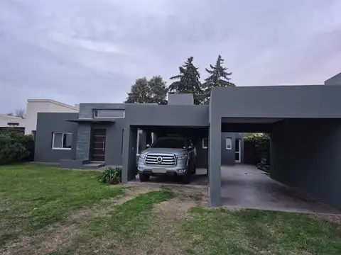 Casa en Venta en Pueblo Esther, USD 250.000