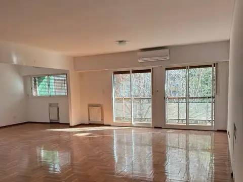 Departamento AMPLIO TOTALMENTE REFACCIONADO  