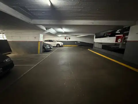 VENTA 2 COCHERAS EN TUCUMAN Y PARANÁ