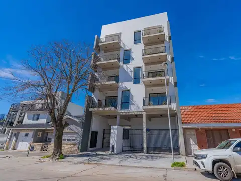 VENTA departamento 2 ambientes con balcón y parrilla en Villa Primera, Mar del Plata