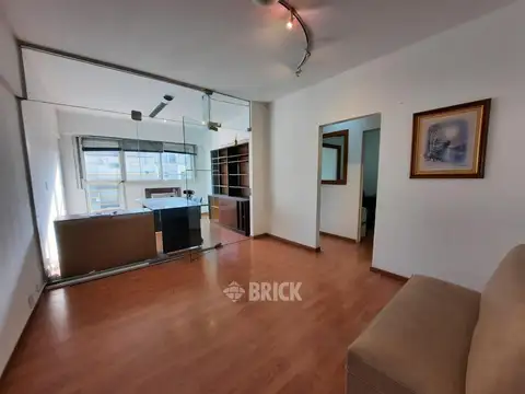 LAVALLE AL 1600 - FRENTE DOBLE ENTRADA BALCON TODO SOL TOILETTE