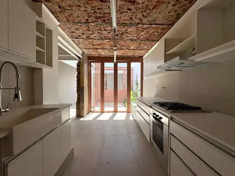 Depto Tipo Casa en Venta de 5 ambientes