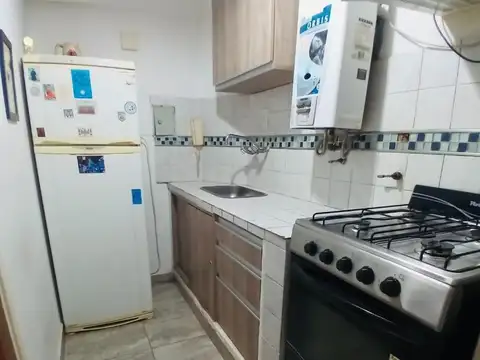 Mendoza 200 , Piso 1