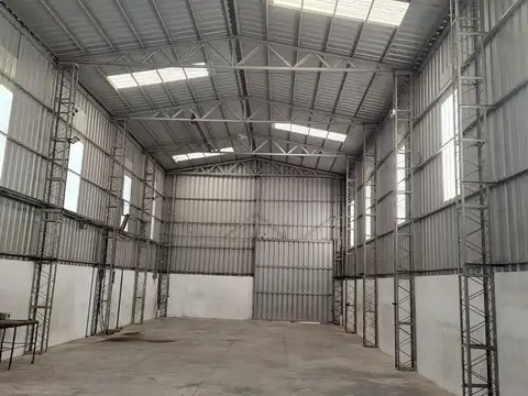Oportunidad de alquiler, galpón ubicado en Nuevo París, perímetro de Ruta 5, MVD