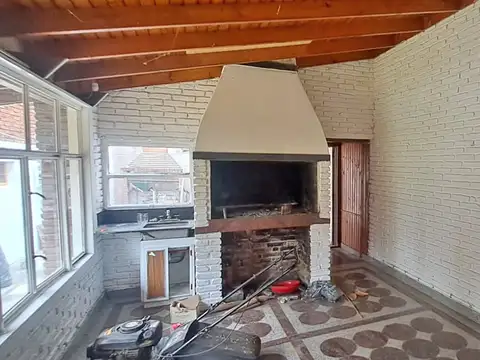 CASA 3 AMBIENTES TERRENO 800 M2