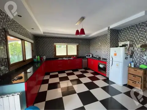 Casa en Alquiler de 5 dormitorios